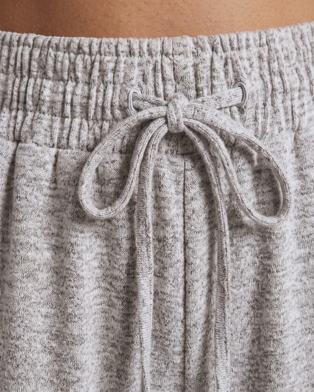 Pyjama Ample avec Capuche et Short
