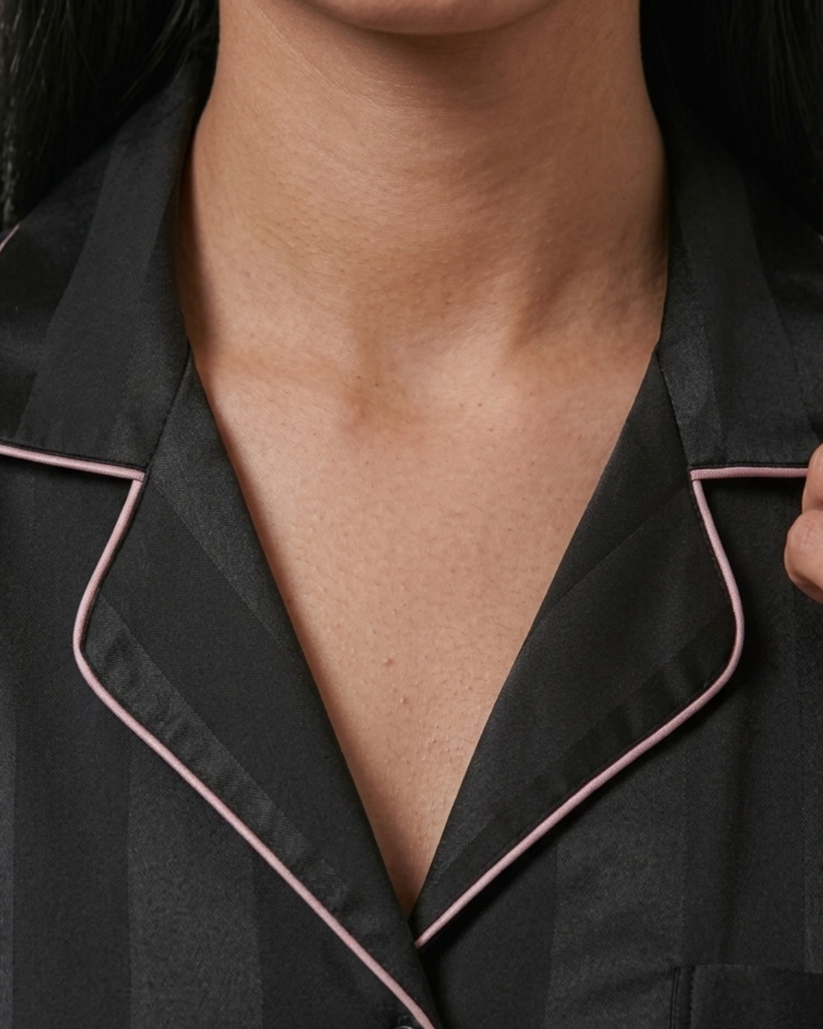 Pyjama Col Tailleur en Satin Rayé