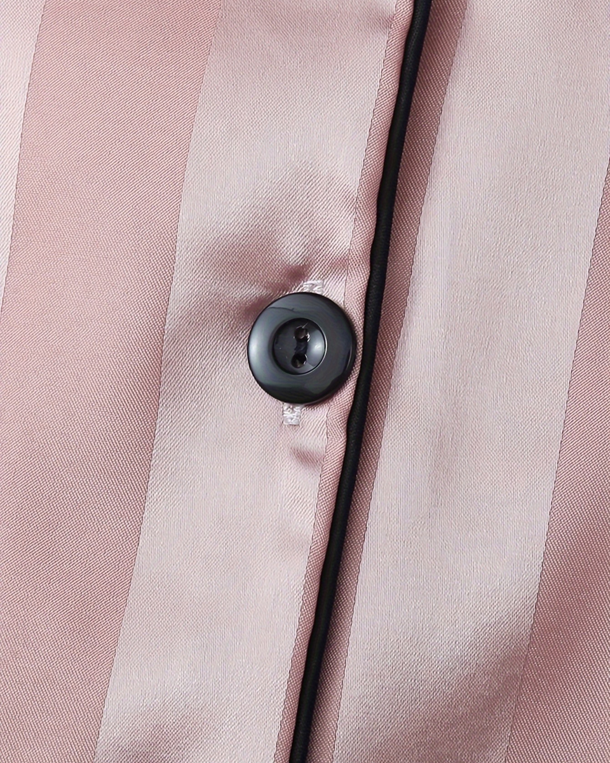 Pyjama Col Tailleur en Satin Rayé